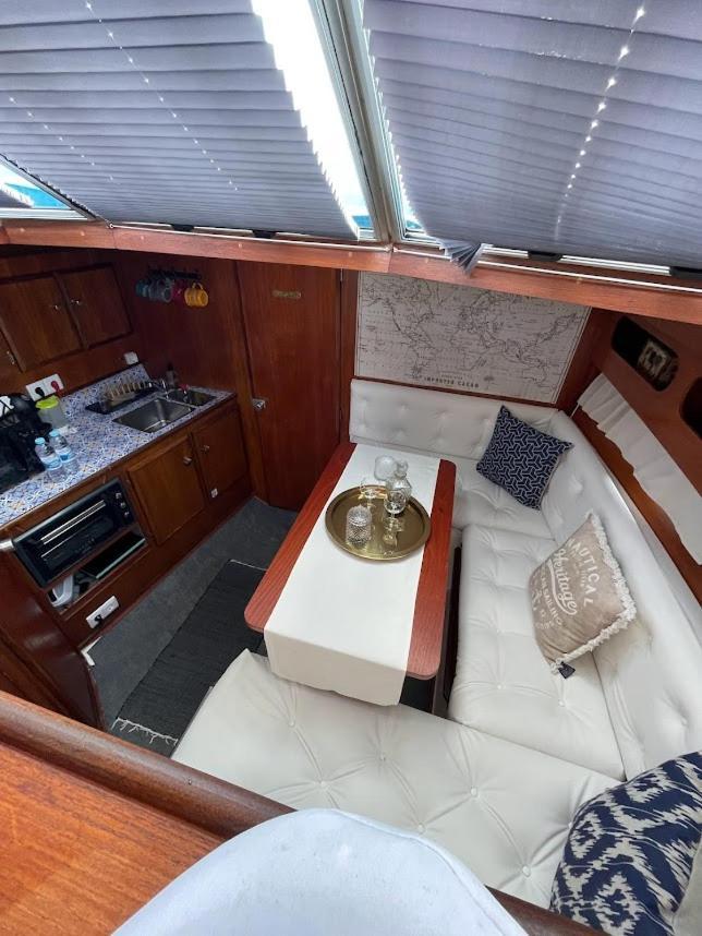 Готель Diamantedouro - Boat Віла-Нова-де-Гая Екстер'єр фото